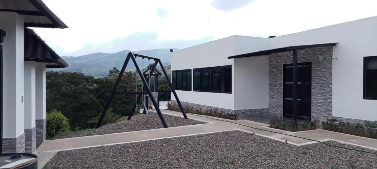 度假居 Quinta Emmanuel Guaduas